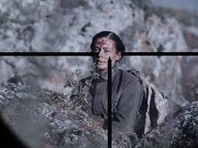 Опять готов взорваться век Опять готов взорваться век